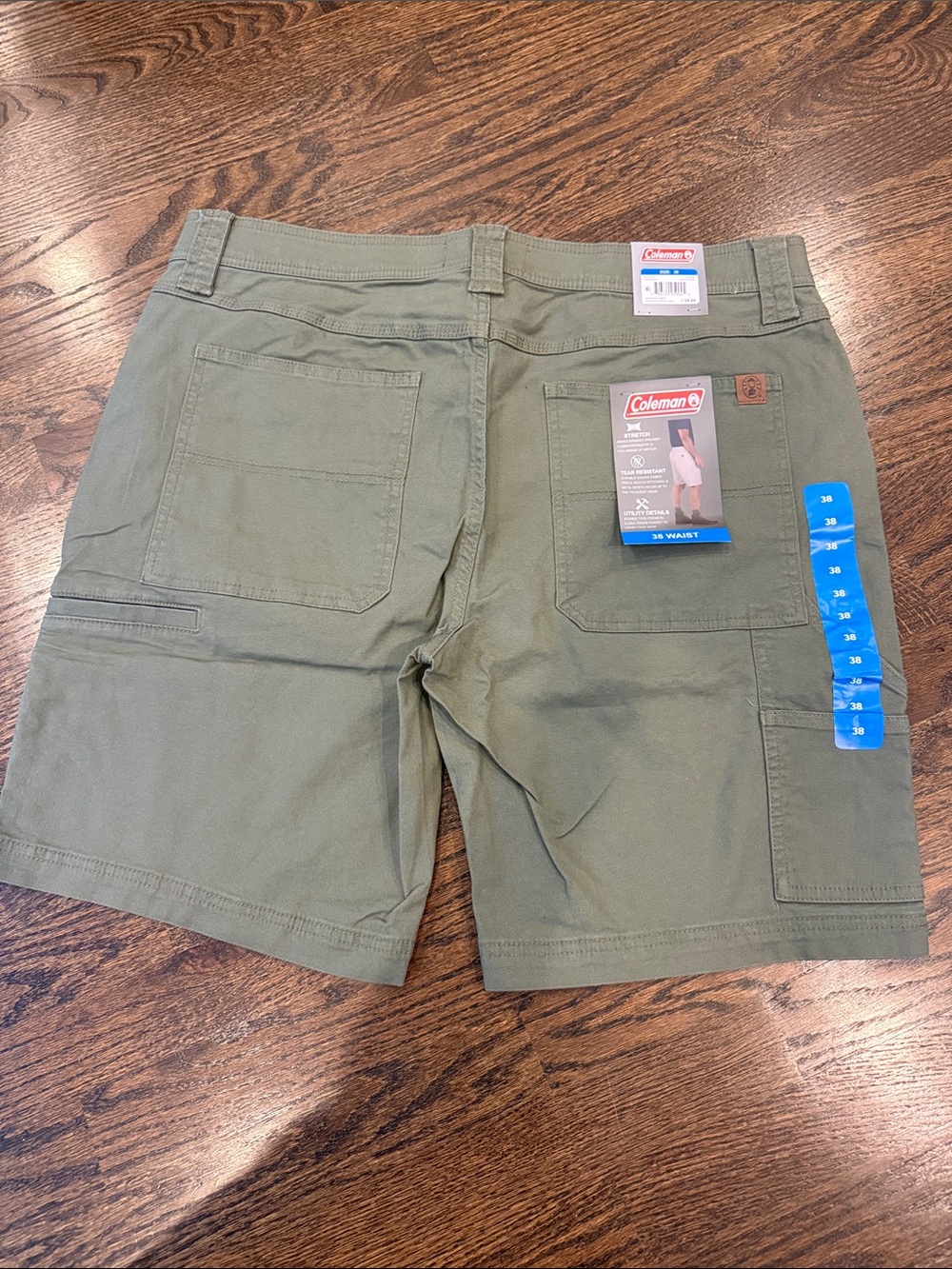 Coleman Men's Olive Cargo Shorts with Multiple Pockets size 38